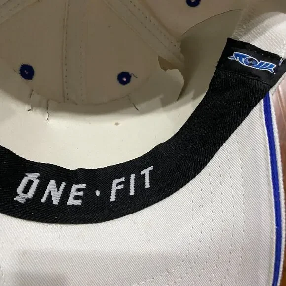 Top Of The World Vintage UK Kentucky NCAA Stretch Fitted Cap White Blue One Size - Picture 7 of 7